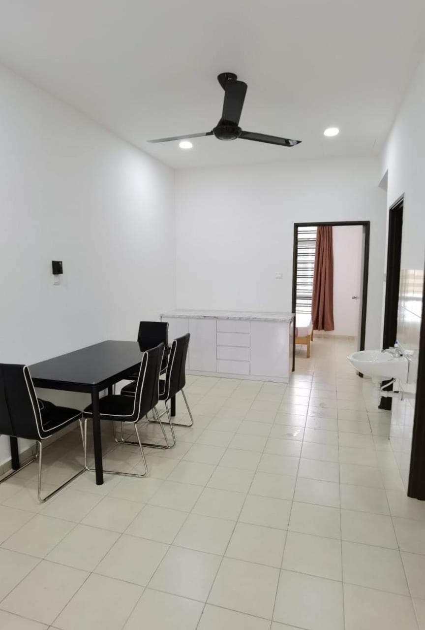 Infinity Homestay Bandar Cemerlang Ulu Tiram Bagian luar foto