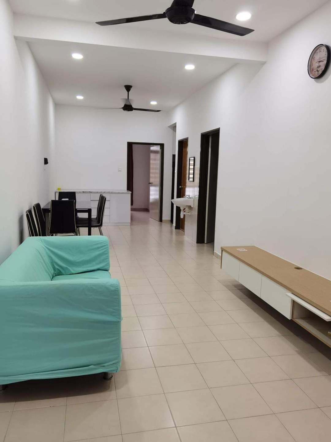 Infinity Homestay Bandar Cemerlang Ulu Tiram Bagian luar foto