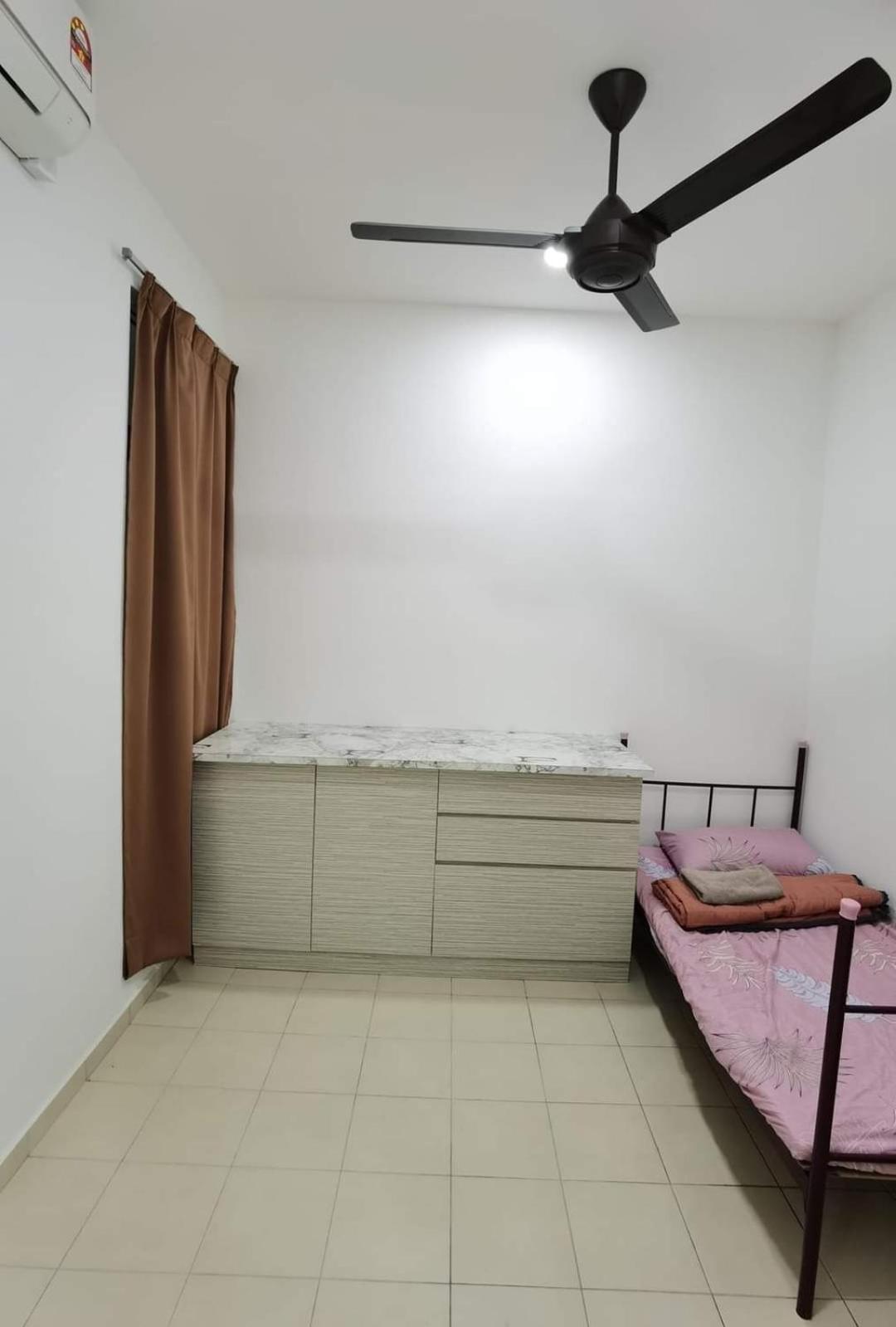 Infinity Homestay Bandar Cemerlang Ulu Tiram Bagian luar foto